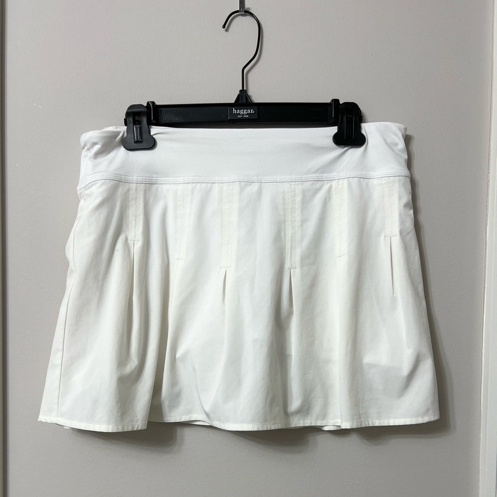 Athleta Wear About Skort white| Women's with Zipper Pocket